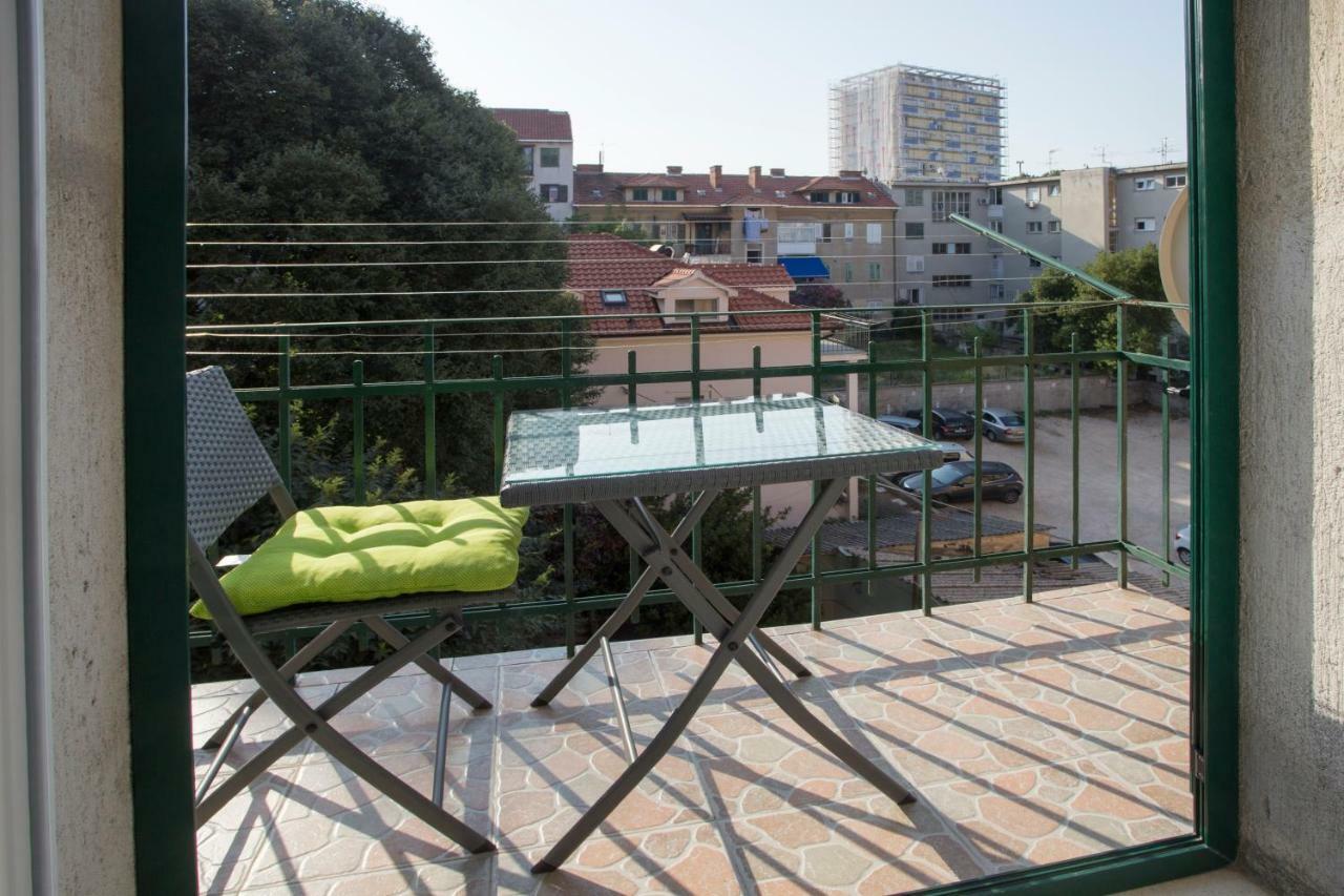 Apis Split Apartment Екстериор снимка