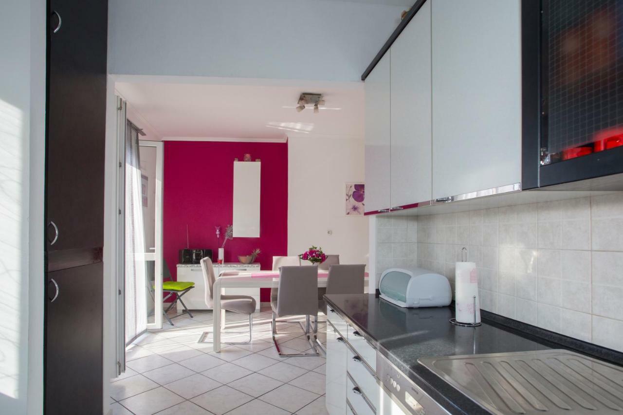 Apis Split Apartment Екстериор снимка